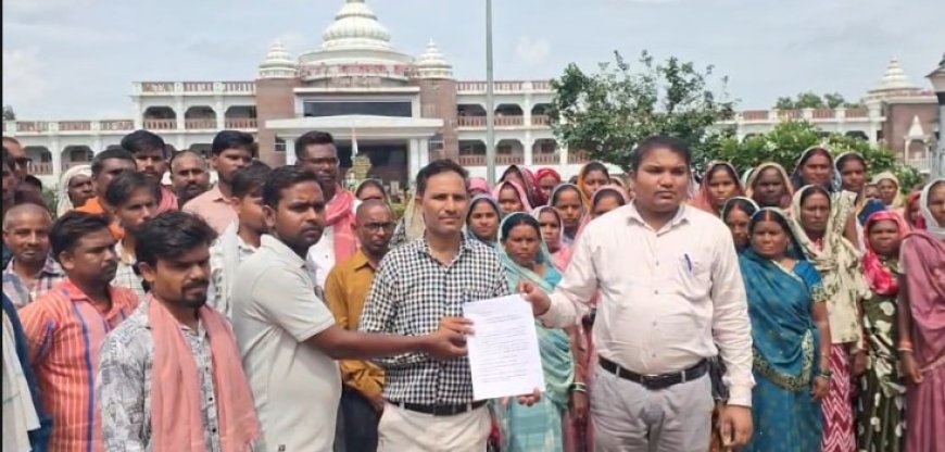 बेरलाकला में ग्लोबल एग्रो केमिकल फैक्ट्री के विरोध में ग्रामीणों का प्रदर्शन, प्रदूषण का आरोप लगाकर बंद कराने की मांग