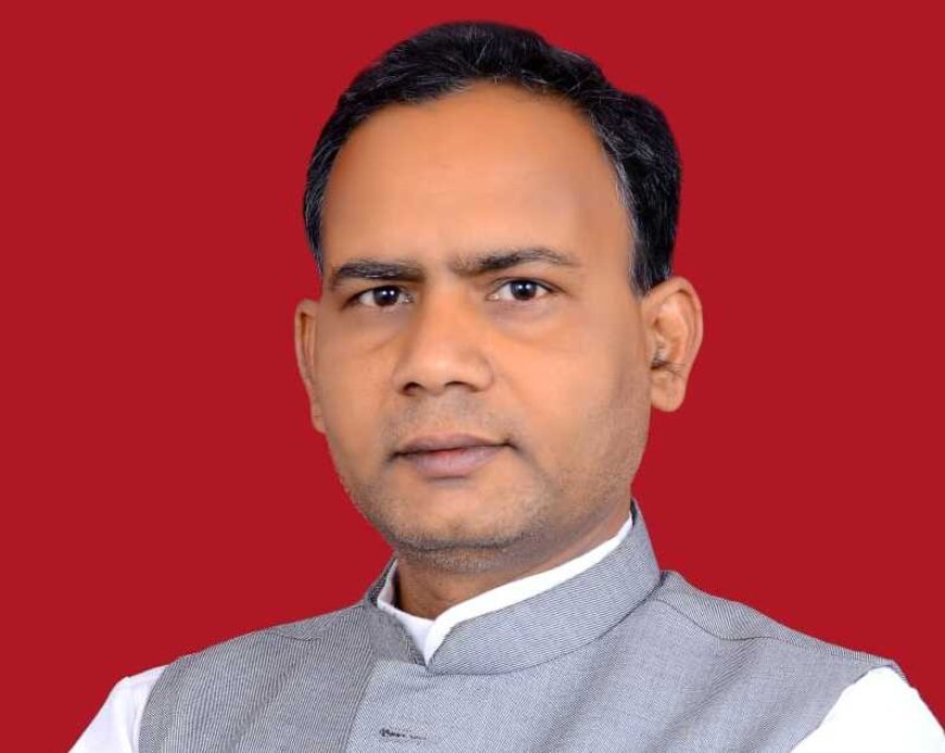 चलते शिक्षण सत्र में 700 शिक्षकों का तबादला, कांग्रेस ने सरकार पर लगाया ‘तबादला उद्योग’ चलाने का आरोप