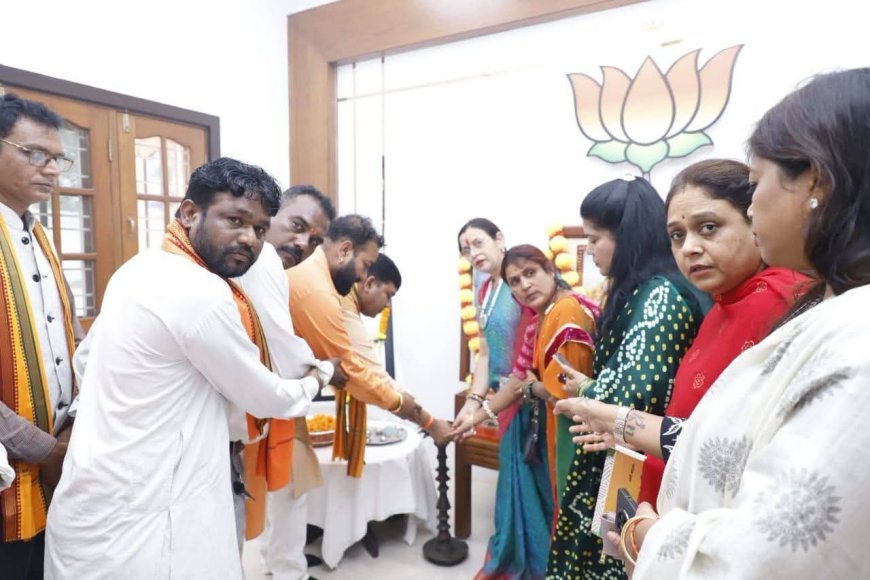 मिनी माता की पुण्यतिथि पर श्रद्धांजलि सभा आयोजित, भाजपा नेताओं ने अर्पित की पुष्पांजलि