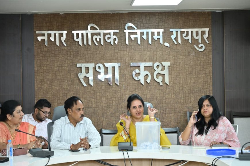 भाठागांव में 299 चबूतरों और क्रिस्टल आर्केड के सामने 69 गुमटियों का लॉटरी से पारदर्शी आबंटन