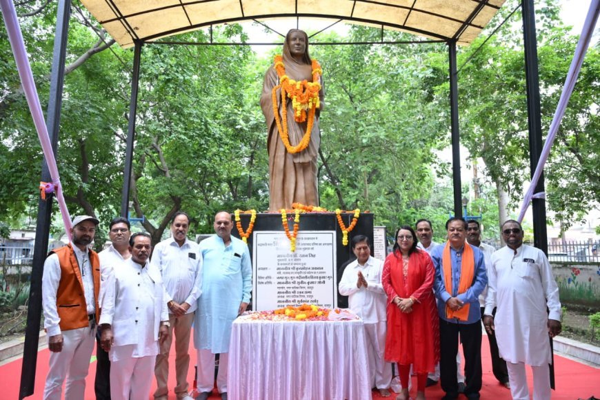 मिनीमाता की 54वीं पुण्यतिथि पर रायपुर में श्रद्धांजलि सभा, जनप्रतिनिधियों और नागरिकों ने किया सादर नमन
