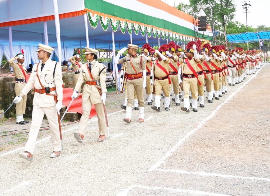 कवर्धा में स्वतंत्रता दिवस समारोह का अंतिम पूर्वाभ्यास, 15 अगस्त को लखन लाल देवांगन करेंगे ध्वजारोहण