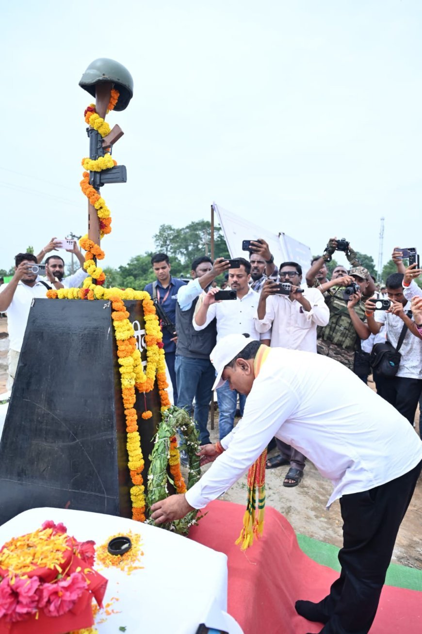 बस्तर तिरंगा यात्रा ने दिया नक्सलवाद के खात्मे, शहीदों के सम्मान और विकसित बस्तर का संदेश