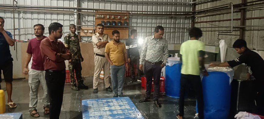 महासमुंद में खाद्य विभाग की बड़ी कार्रवाई, वैद्य फूड से 200 किलो पनीर जब्त