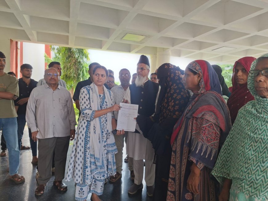 यूसीसी के विरोध में जिला दारुल कजात ने राष्ट्रपति के नाम सौंपा ज्ञापन