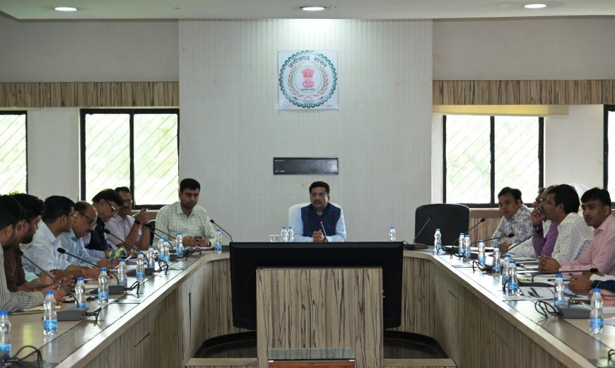 नगरीय प्रशासन विभाग के नए प्रमुख सचिव सोनमणि बोरा ने ली मैराथन बैठक, स्वच्छता और विकास कार्यों में तेजी के निर्देश