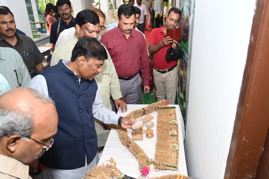 खस से बनी अनोखी राखियां, पानी की बूंद पड़ते ही बिखेरेंगी सोंधी खुशबू
