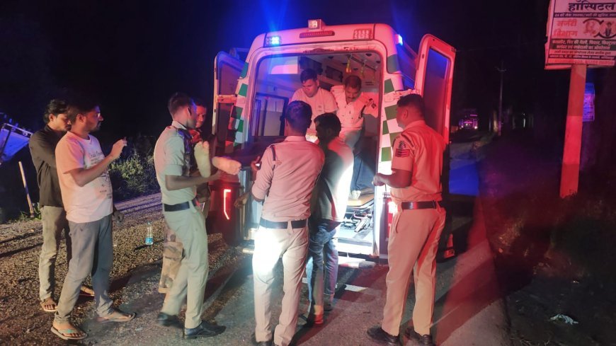 बलरामपुर में दर्दनाक सड़क हादसा, पिकअप और ट्रक की भिड़ंत में 3 मजदूरों की मौत, 7 गंभीर