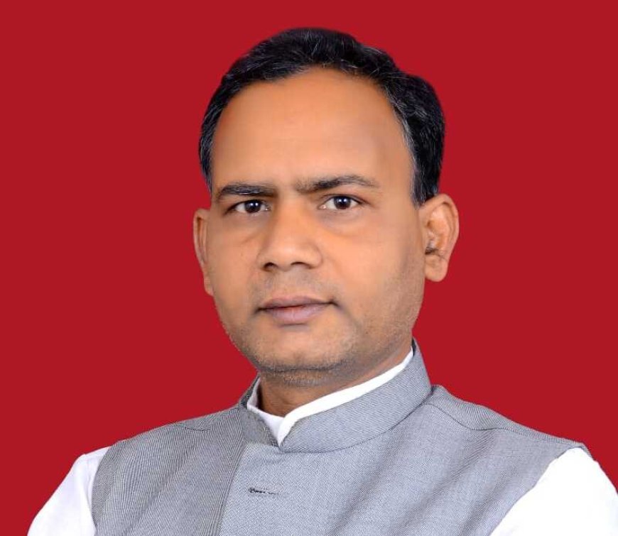 घंटेभर की बारिश में फिर जलमग्न हुआ रायपुर, जलभराव को लेकर कांग्रेस ने महापौर और विधायकों पर साधा निशाना