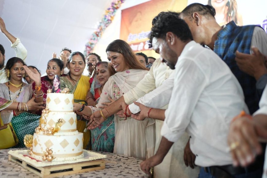 जनआशीर्वाद से अभिभूत हुईं पंडरिया विधायक भावना बोहरा, जन्मदिन पर बधाई देने रणवीरपुर में उमड़ा हजारों लोगों का जनसैलाब