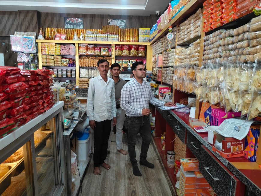 बेमेतरा में ‘बने खाबो, बने रहिबो 2.0’ अभियान तेज, मिठाइयों में मिलावट रोकने खाद्य पदार्थों के लिए गए नमूने