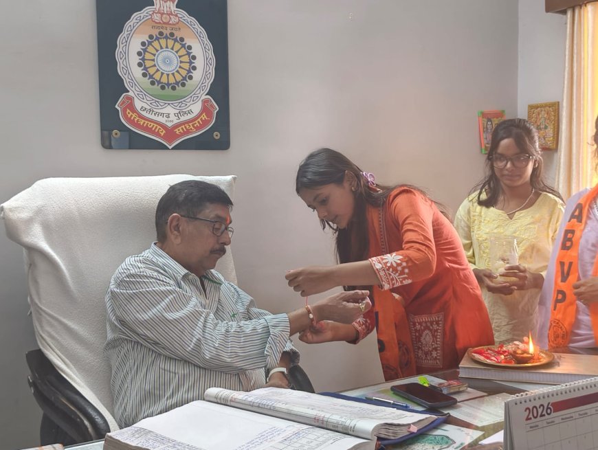 एक राखी–कर्तव्य को नमन: ABVP की अनूठी पहल, खाकी के साहस और समर्पण को किया सलाम