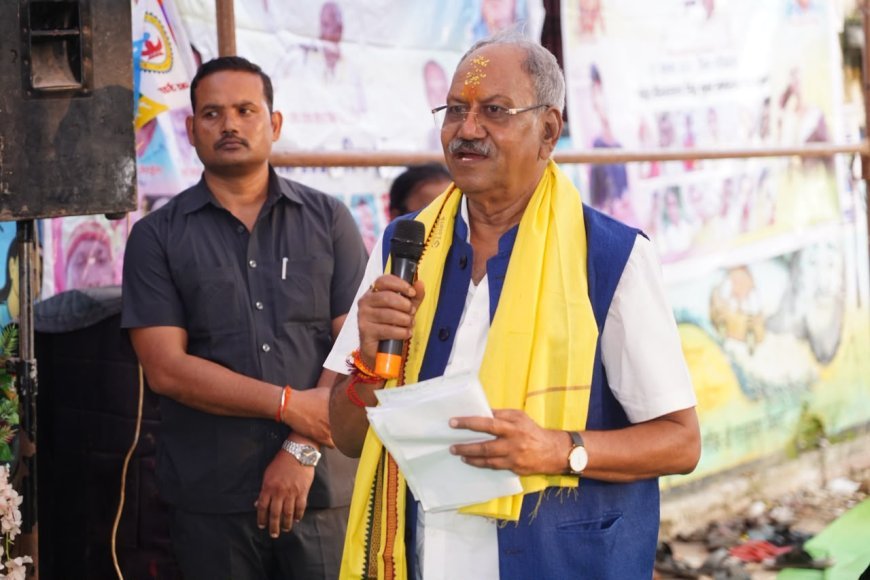 शहीद वीर नारायण सिंह की प्रतिमा का अनावरण, सांसद बृजमोहन अग्रवाल ने दावनबोड़ को दी 50 लाख से अधिक के विकास कार्यों की सौगात