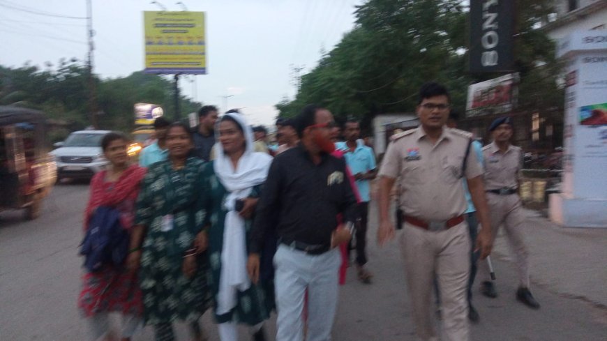 टिकरापारा से पचपेड़ीनाका तक 25 ठेले हटाए गए, 30 हजार रुपए का ई-जुर्माना