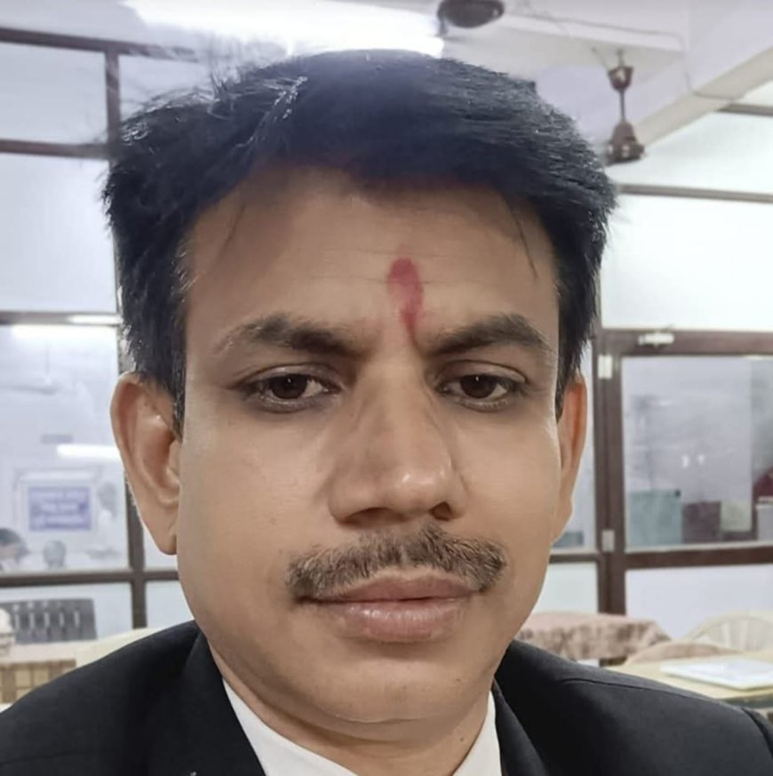 रायपुर की बदहाल सड़कों और नगर निगम की विफलता पर अधिवक्ता मनोज सिंह ठाकुर ने उठाए सवाल, बोले टैक्स पूरा तो सुरक्षित सड़क अधूरी क्यों