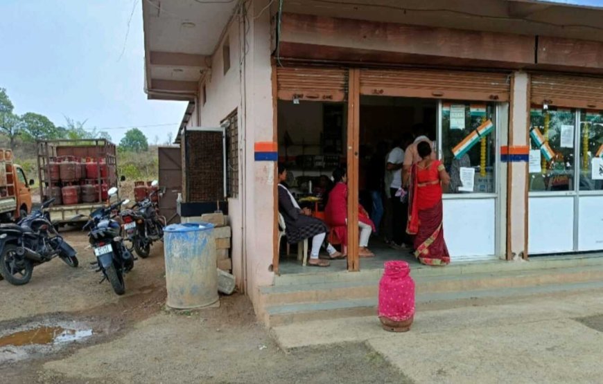 KYC के नाम पर एक साल से गैस उपभोक्ता महिला परेशान, डोगरा गैस एजेंसी पर मनमानी के आरोप