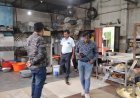 पचपेड़ीनाका में स्वच्छता जांच के दौरान निगम की कार्रवाई, मीठा महल पर 20 हजार और न्यू सुरुचि पर 2 हजार का ई-जुर्माना