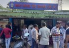 तारापुर सरपंच-पंच विवाद ने लिया राजनीतिक रंग, घनश्याम निषाद और राजू डनसेना की गिरफ्तारी के विरोध में ग्रामीणों का प्रदर्शन