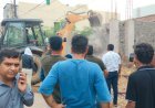 रायपुर के चंगोराभाठा में नगर निगम की कार्रवाई, अनुमति के विपरीत बनाए जा रहे व्यवसायिक भवन के अनाधिकृत हिस्से को हटाया