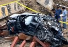 मुंबई कोस्टल रोड पर BMW ब्रिज से नीचे गिरी, तीन की मौत और एक गंभीर घायल