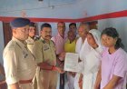 दिवंगत आरक्षक के पुत्र को अनुकंपा नियुक्ति, तेरहवीं के दिन पुलिस कप्तान ने सौंपा नियुक्ति पत्र