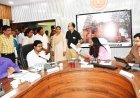 कलेक्टर तुलिका प्रजापति ने जनदर्शन में सुनी नागरिकों की समस्याएं