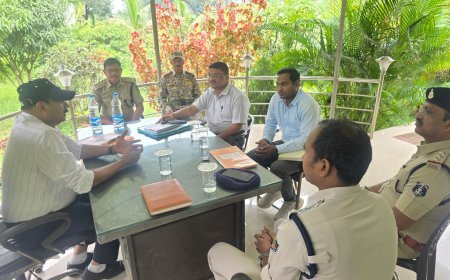 धमतरी में सीमावर्ती राज्यों के पुलिस अधिकारियों की समन्वय बैठक, माओवादी गतिविधियों और NDPS मामलों पर हुई चर्चा