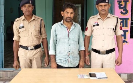 कबीरधाम में जुआ-सट्टा के खिलाफ पुलिस की बड़ी कार्रवाई, 5 आरोपी गिरफ्तार, नकदी और 6 मोटरसाइकिल जब्त