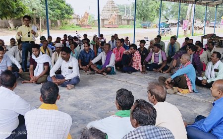 महासमुंद में जोंक नदी हादसा: चौथे दिन लापता भागीराम साहू की बाइक मिली, साहू समाज ने NH-53 जाम की दी चेतावनी