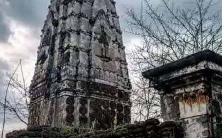 पाकिस्तान में ऐतिहासिक हिंदू मंदिर तोड़े जाने पर भारत सख्त, दोषियों पर कार्रवाई की मांग