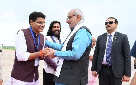 राज्यपाल रमेन डेका ने उपराष्ट्रपति सी. पी. राधाकृष्णन का रायपुर में किया आत्मीय स्वागत