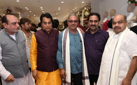 पंडरी टेक्सटाइल मार्केट में ‘आनंदम’ नवीन प्रतिष्ठान का शुभारंभ, विधायक पुरन्दर मिश्रा ने दी शुभकामनाएं