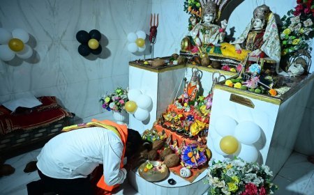 रामधुनी कार्यक्रम में शामिल हुए विजय शर्मा, लक्ष्मीनारायण मंदिर में पूजा-अर्चना कर प्रदेश की सुख-समृद्धि की कामना
