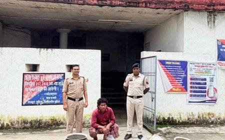 महासमुंद पुलिस का अवैध महुआ शराब पर प्रहार, 65 लीटर शराब जब्त; दो आरोपी गिरफ्तार