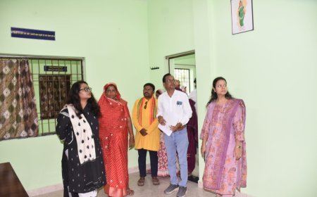 कलेक्टर तुलिका प्रजापति ने सहसपुर लोहारा तहसील कार्यालय का किया निरीक्षण