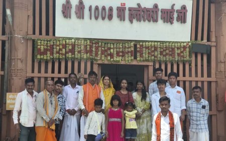 आस्था के धाम मां दंतेश्वरी के चरणों में सांसद महेश कश्यप ने परिवार संग की पूजा-अर्चना