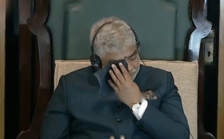 मां के अपमान पर विधानसभा में भावुक हुए स्पीकर, BRS नेता गिरफ्तार