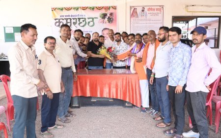 सेन समाज के नवनिर्वाचित पदाधिकारियों ने विधायक दीपेश साहू से की सौजन्य मुलाकात