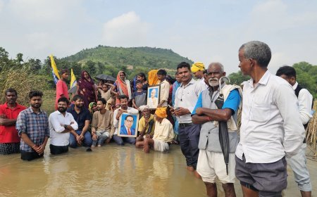 काचन नदी पर पुल निर्माण की मांग को लेकर जल सत्याग्रह, चार साल से अटका प्रोजेक्ट