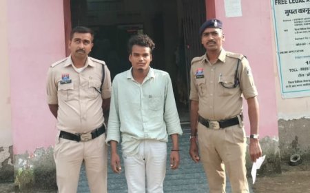 कुकदुर पुलिस की बड़ी कार्रवाई: लूट के फरार आरोपी को तेलंगाना से गिरफ्तार, पहचान छिपाकर स्टोन क्रेशर में था छिपा