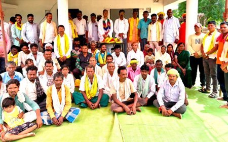 किसानों की खुशहाली के लिए राजा खड़ग राज कुमार सिंह ने सुतियापाट में की पूजा-अर्चना