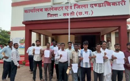 सक्ती में सड़क निर्माण की मांग को लेकर ग्रामीणों ने कलेक्टर को सौंपा ज्ञापन, धरने की चेतावनी