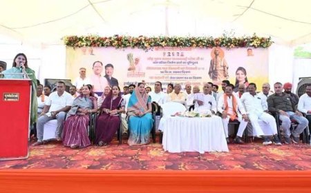 पंडरिया शक्कर कारखाने में सरदार पटेल की प्रतिमा निर्माण का भूमिपूजन, किसानों को रियायती दर पर बांटी गई शक्कर