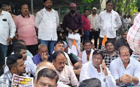 गुढ़ियारी थाना तोड़फोड़ मामले के विरोध में कांग्रेस का प्रदर्शन, निष्पक्ष जांच और कार्रवाई की मांग