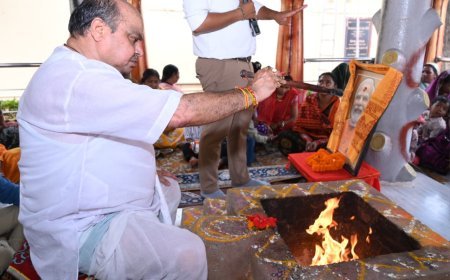 प्रधानमंत्री मोदी के जन्मदिवस पर जगन्नाथ मंदिर में पूजन-हवन, पुरन्दर मिश्रा ने की दीर्घायु की कामना