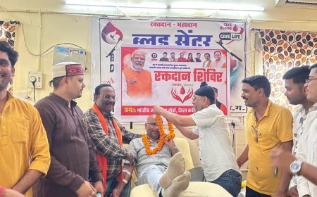 प्रधानमंत्री नरेंद्र मोदी के जन्मदिन पर कबीरधाम युवा मोर्चा का सेवा संकल्प, कार्यकर्ताओं ने किया रक्तदान