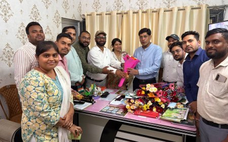 एनएचएम संघ ने नवपदस्थ CMHO डॉ. शरद कोहाड़े से की सौजन्य मुलाकात, कर्मचारी हित के मुद्दों पर हुई चर्चा