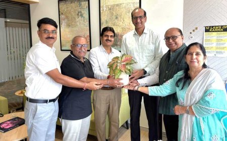 जिंदल स्टील लिमिटेड के अध्यक्ष श्याम सुंदर बजाज से प्रकृति की ओर सोसायटी के प्रतिनिधिमंडल की मुलाकात