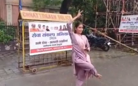 अम्बेडकर चौक में नुक्कड़ नाटक के जरिए दिया सेवा का संदेश