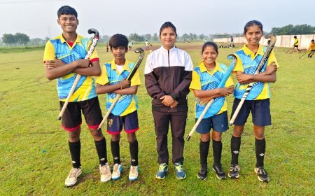 बेमेतरा के बारगांव स्कूल के 4 खिलाड़ियों का राज्य स्तरीय हॉकी प्रतियोगिता में चयन, दुर्ग संभाग का करेंगे प्रतिनिधित्व
